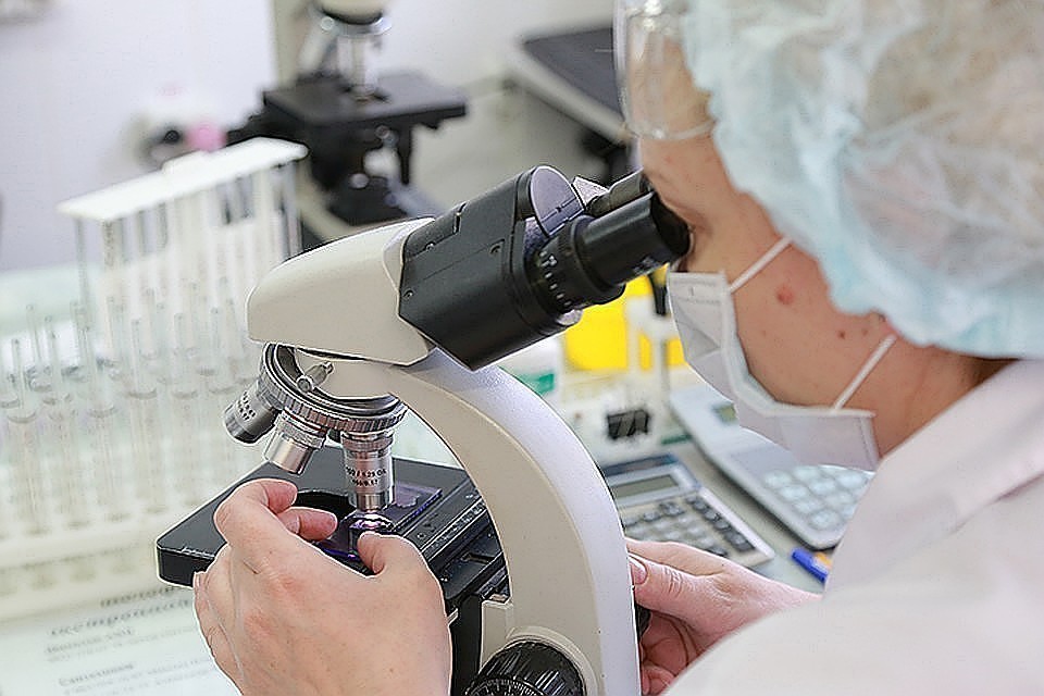 Российские ученые представили экспресс-тест для привившихся от коронавируса